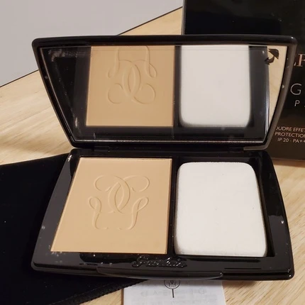 Пудра-основа Guerlain Lingerie De Peau