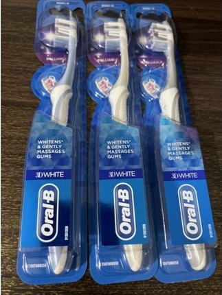 Зубная щетка Oral-B 3D White & Gentle Gum Care - 3 шт.
