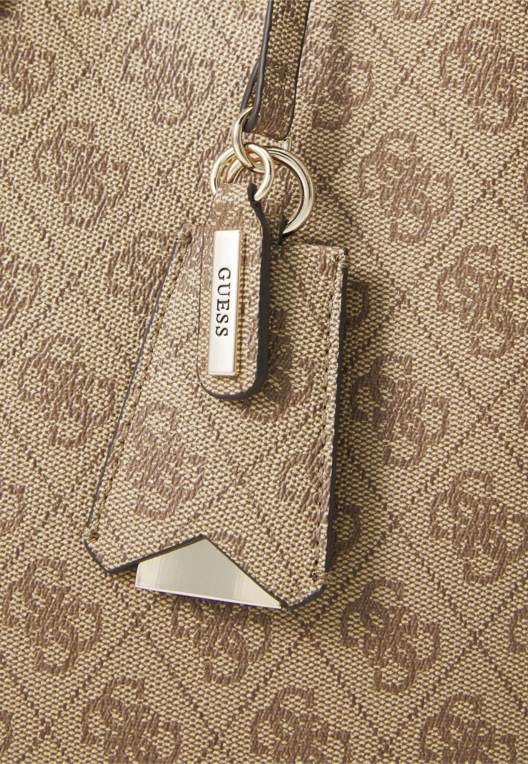 Сумка GUESS
