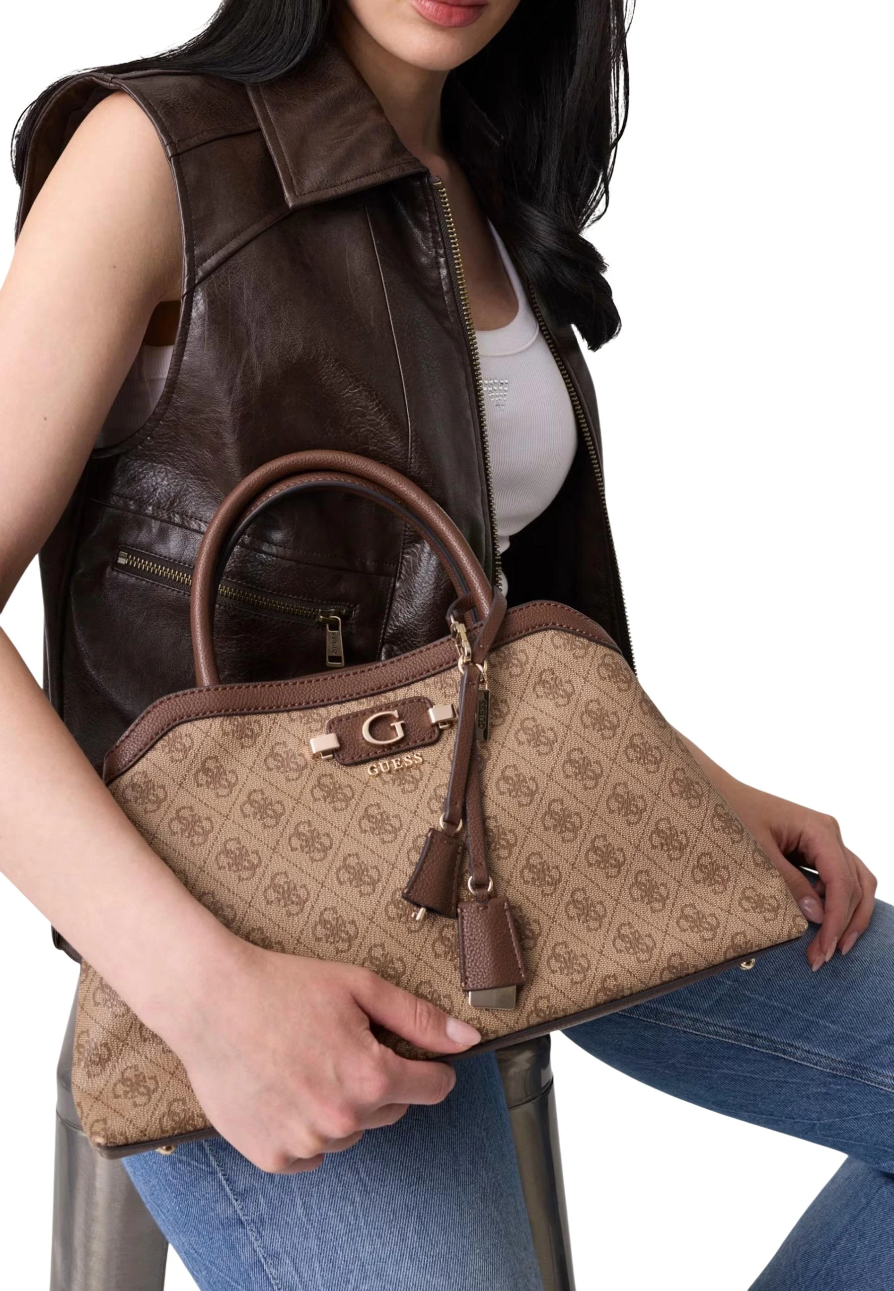 Сумки GUESS
