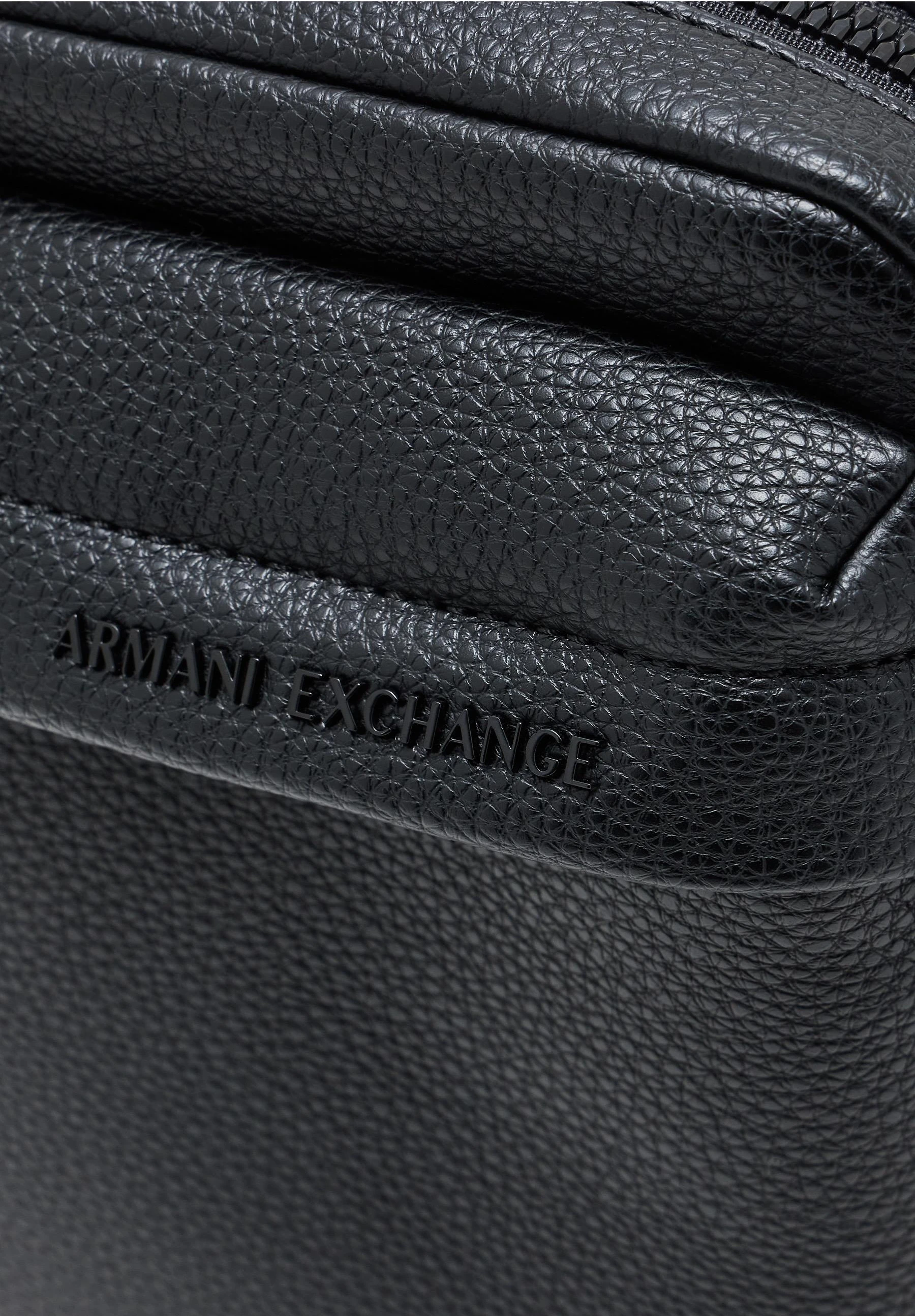 Сумки Armani Exchange