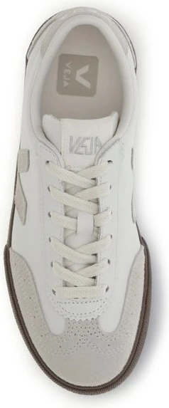 Кроссовки Veja