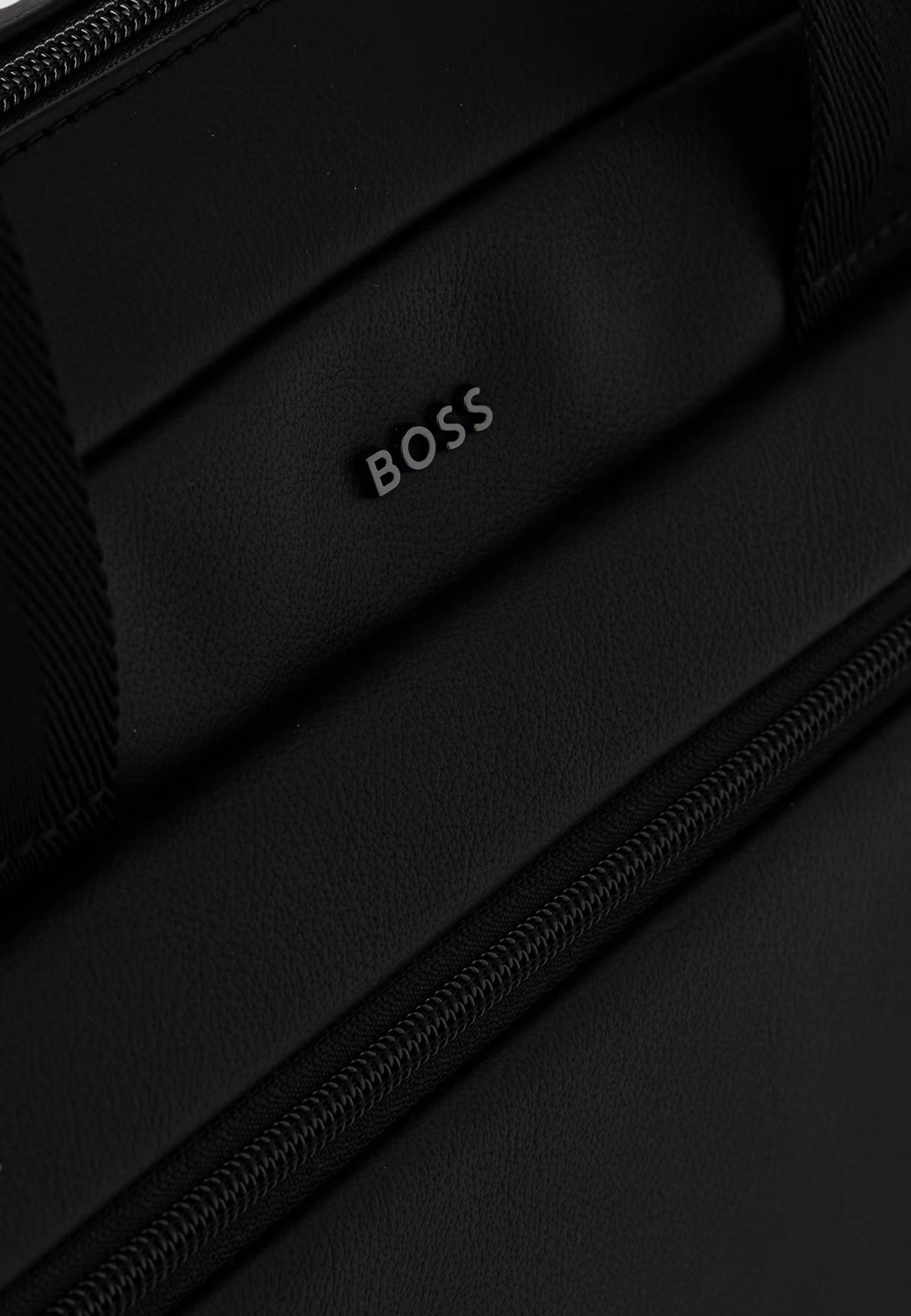 Сумки BOSS