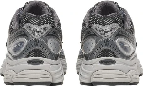 Кроссовки Saucony