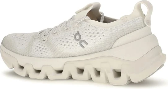 Athletic Sneakers On Cloud X Tempo