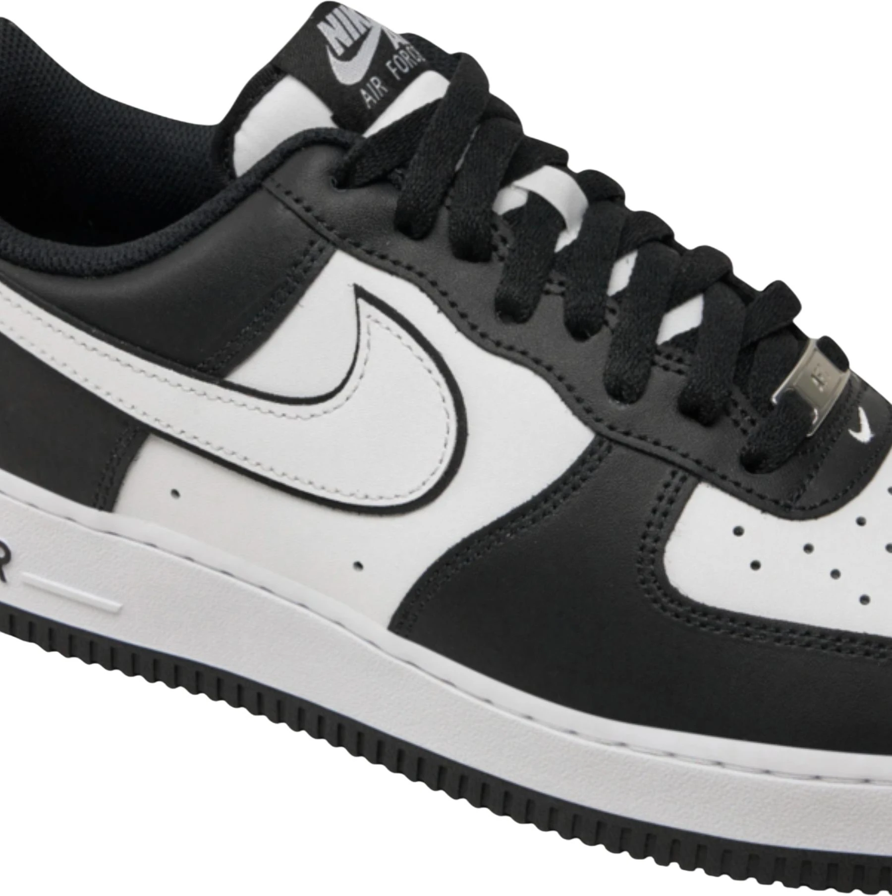 Кроссовки Nike