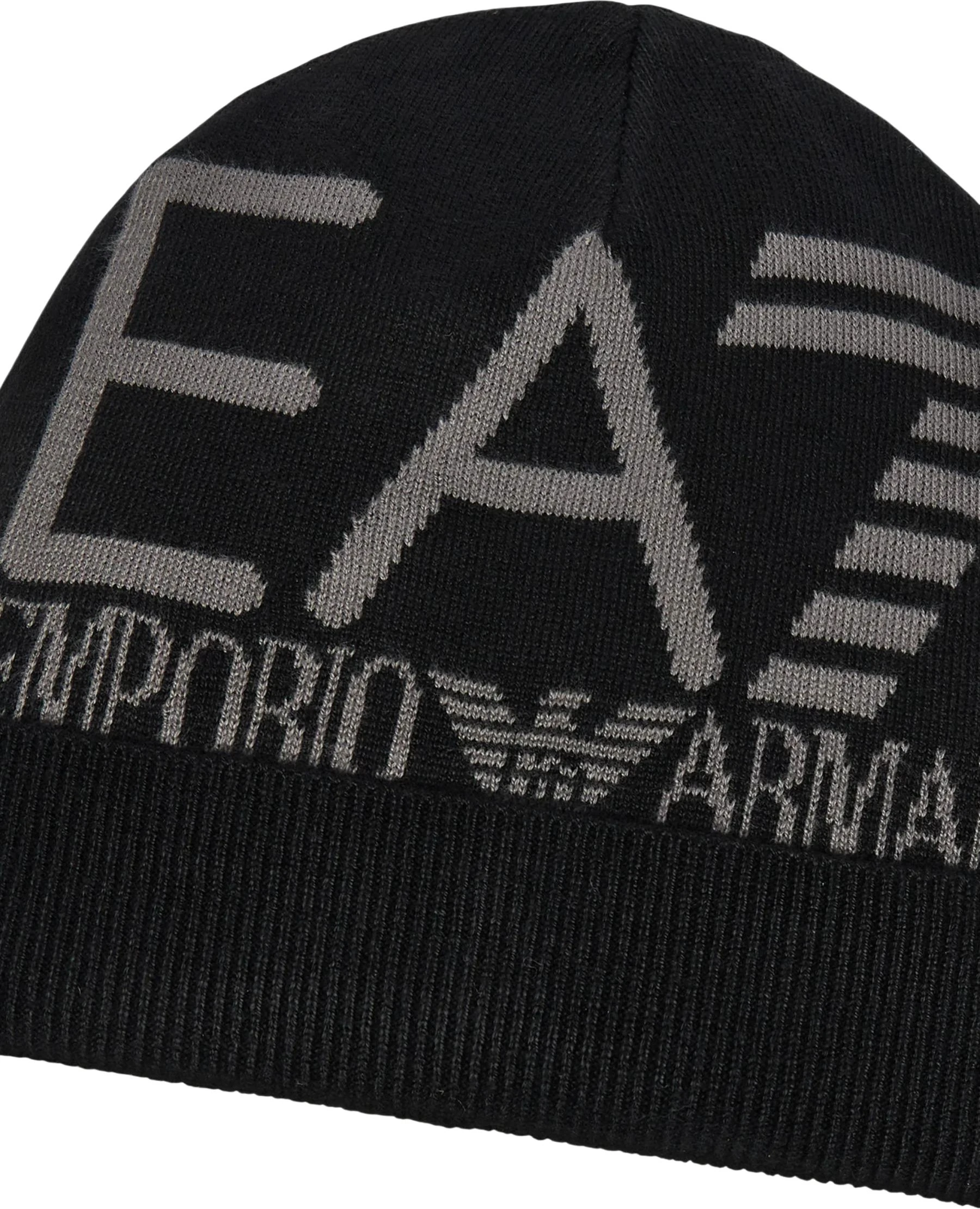 Кепка EA7