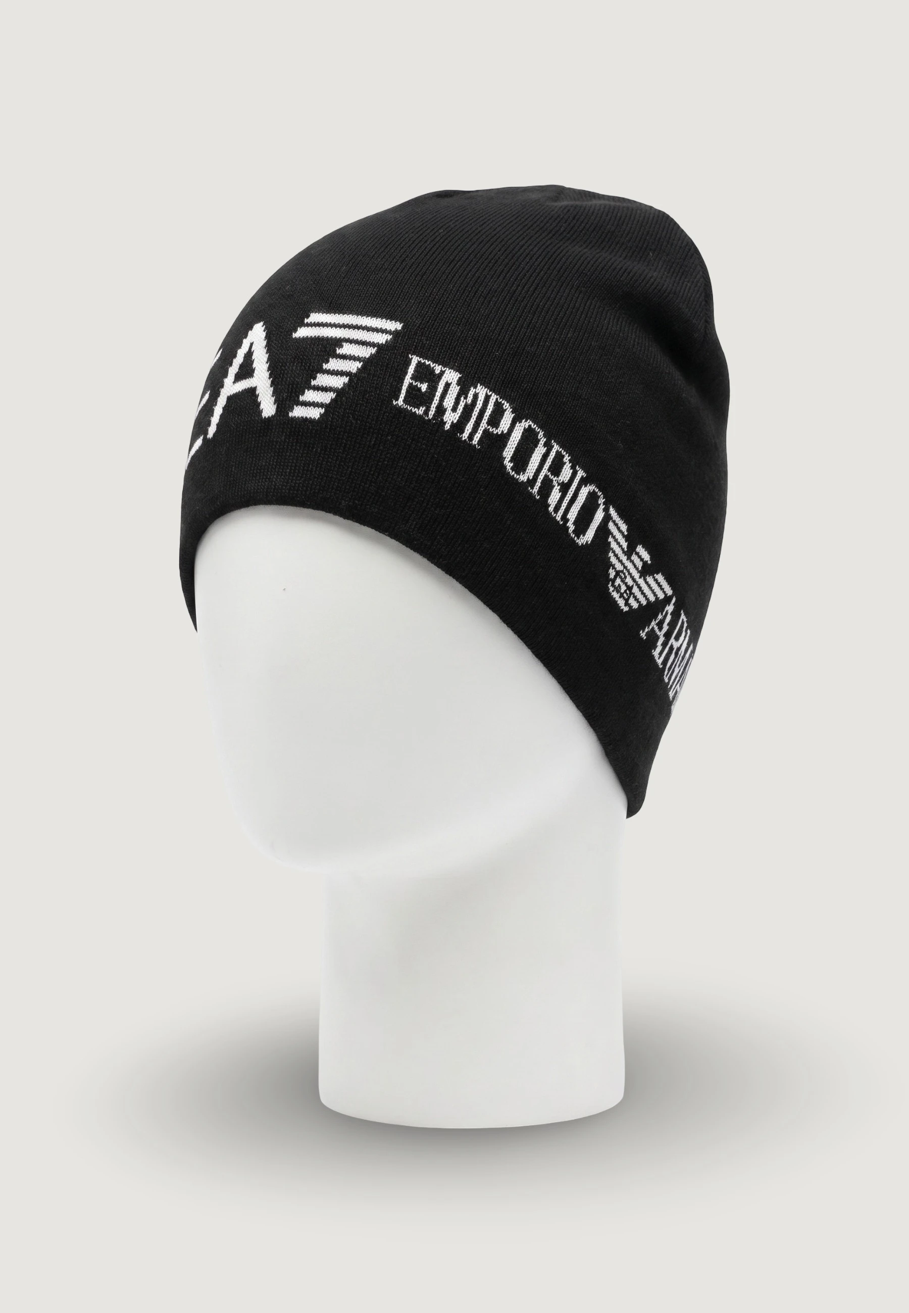 Кепка EA7