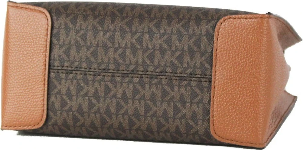 Сумка Michael Kors Mercer Accordion Crossbody Bag