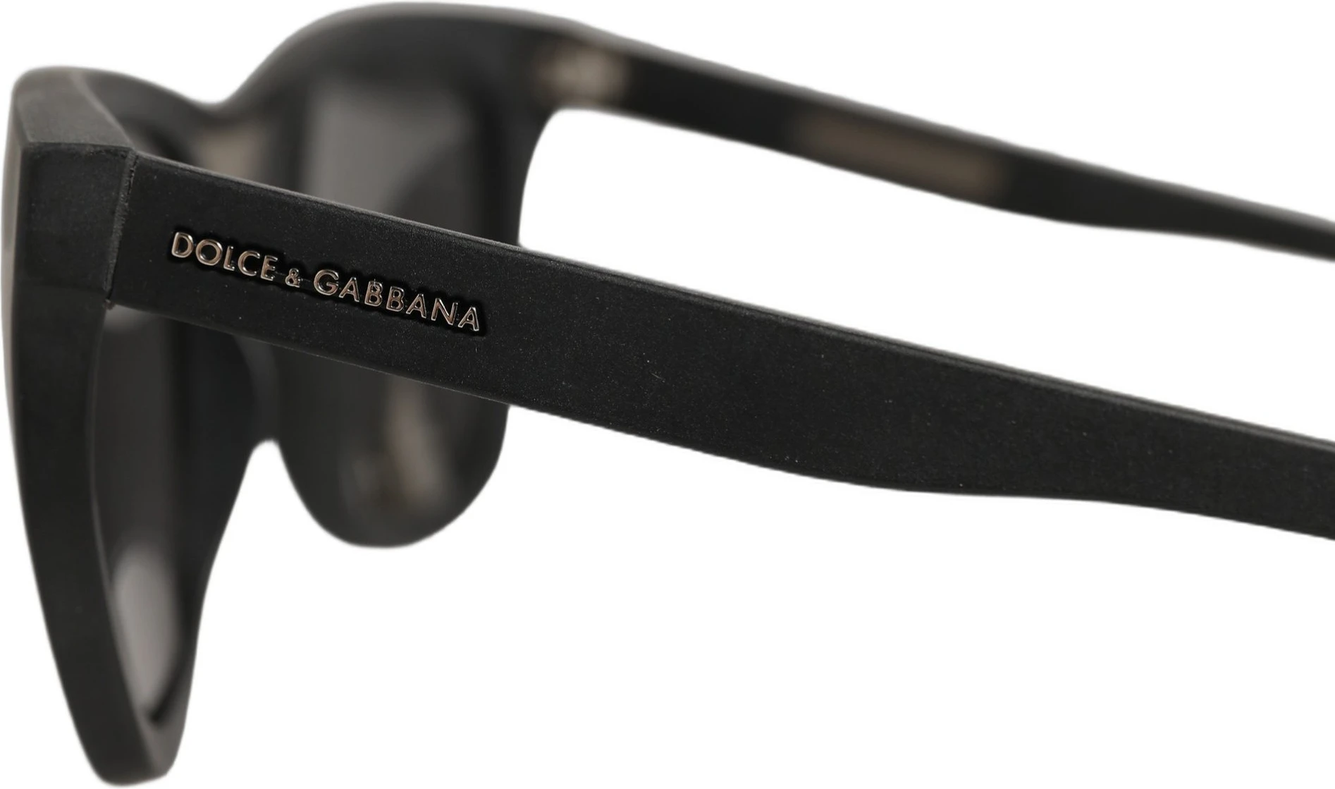 Солнцезащитные очки Dolce & Gabbana