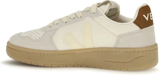 Кроссовки Veja
