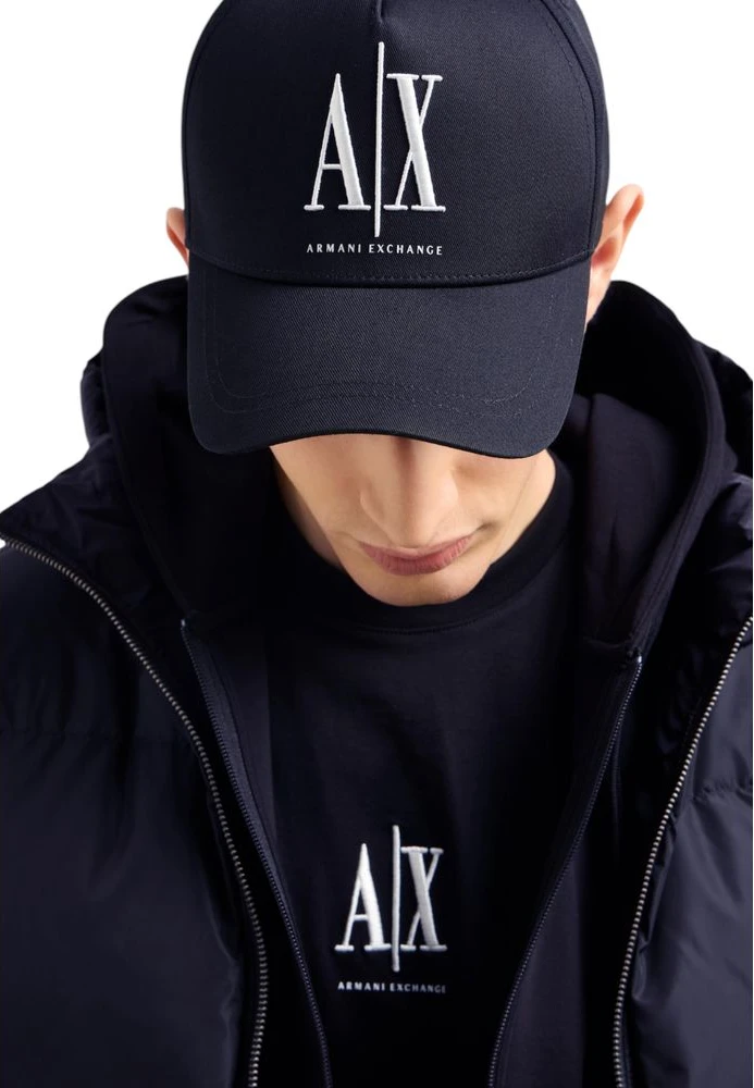 Бейсболка Armani Exchange