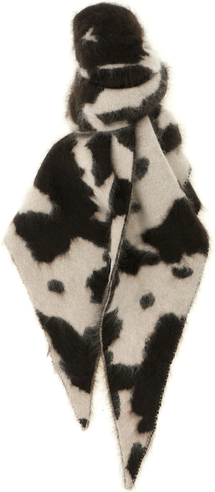 Scarf Guest in Residence