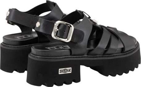 Sandals Cult