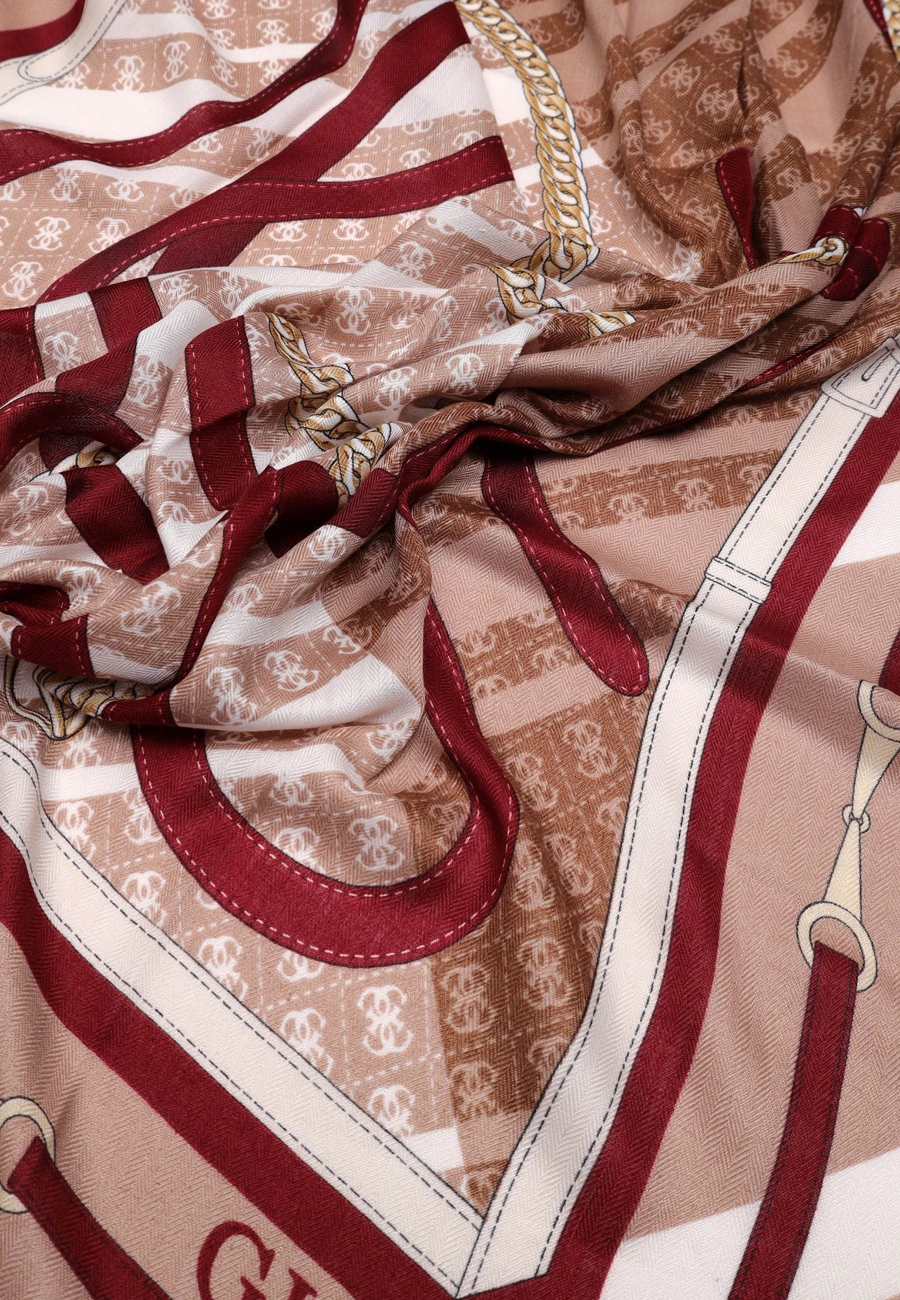 Шарф GUESS