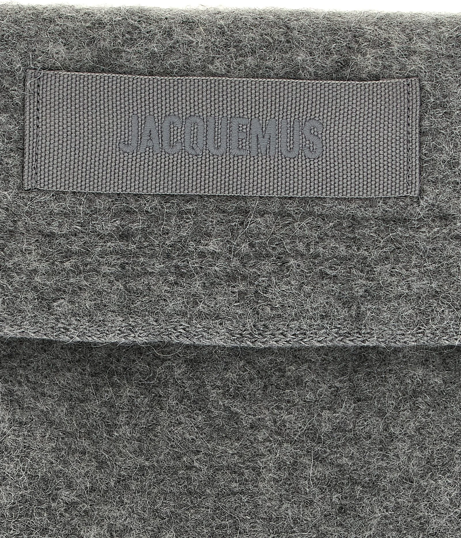 Шарф Jacquemus Le Chal Gros-Grain