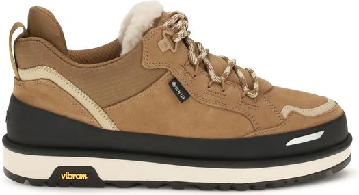 Спортивные кроссовки UGG